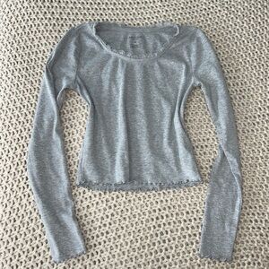 Light Grey Lacey Long Sleeve Top w Ruffle Details XS